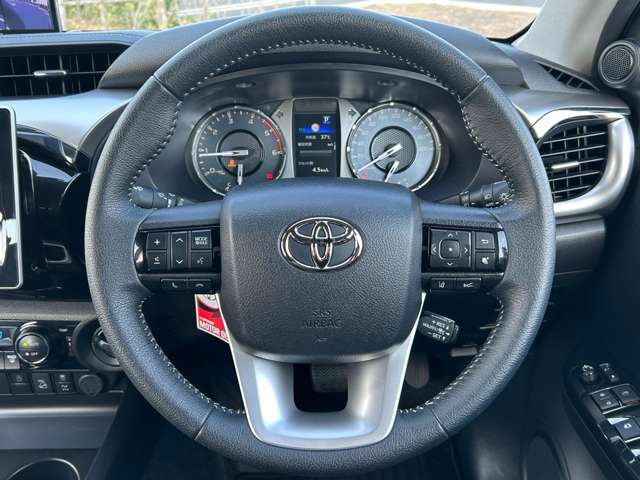 ハイラックス 2022/R04