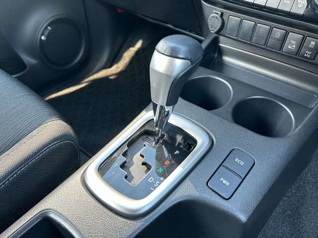 ハイラックス 2022/R04