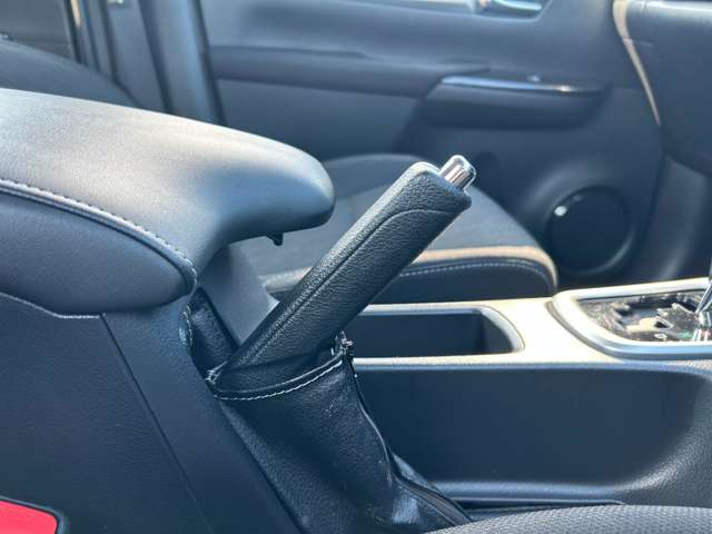 ハイラックス 2022/R04