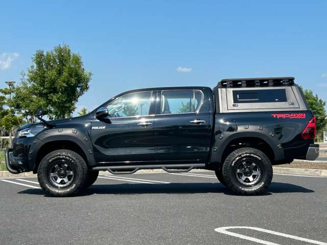 ハイラックス 2022/R04