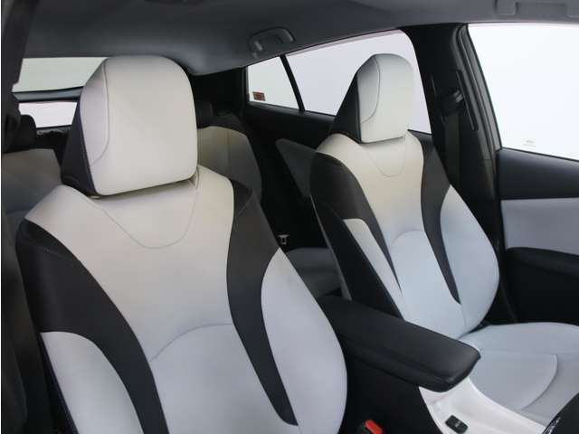 プリウス 2016/H28