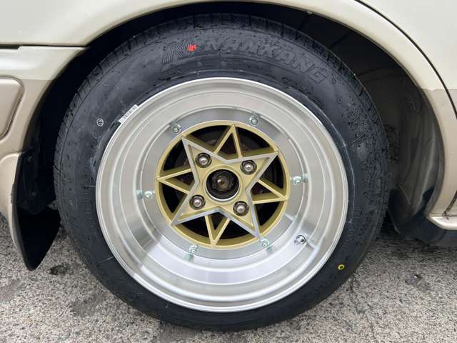 ローレル 1992/H04