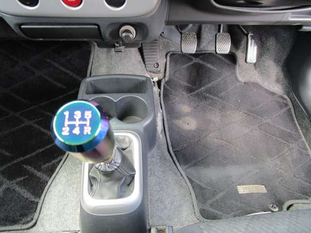 アルトラパン 2003/H15