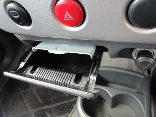アルトラパン 2003/H15