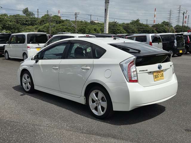 プリウス 2014/H26