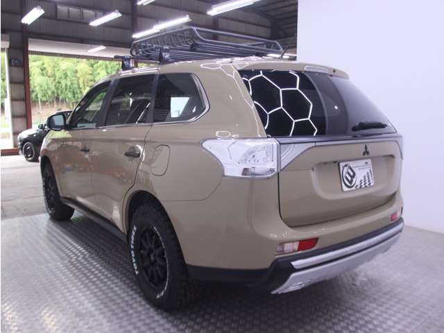 アウトランダーPHEV 2014/H26
