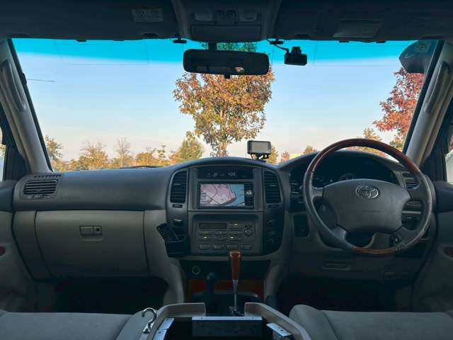 ランドクルーザー100 2006/H18