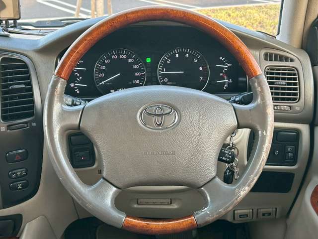 ランドクルーザー100 2006/H18