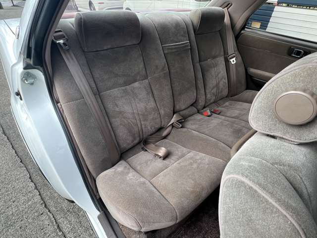 クラウン 1990/H02