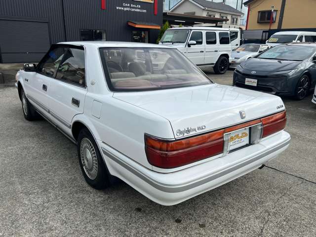 クラウン 1990/H02