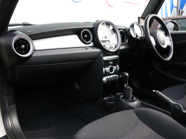 ミニコンバーチブル 2009/H21