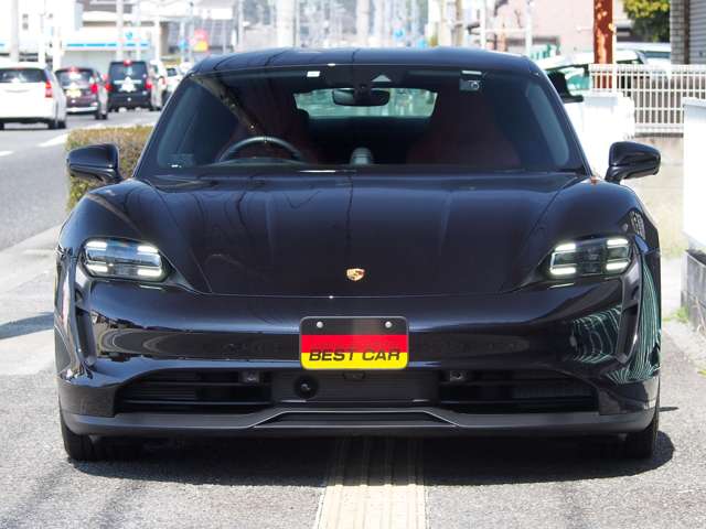 タイカン 2021/R03