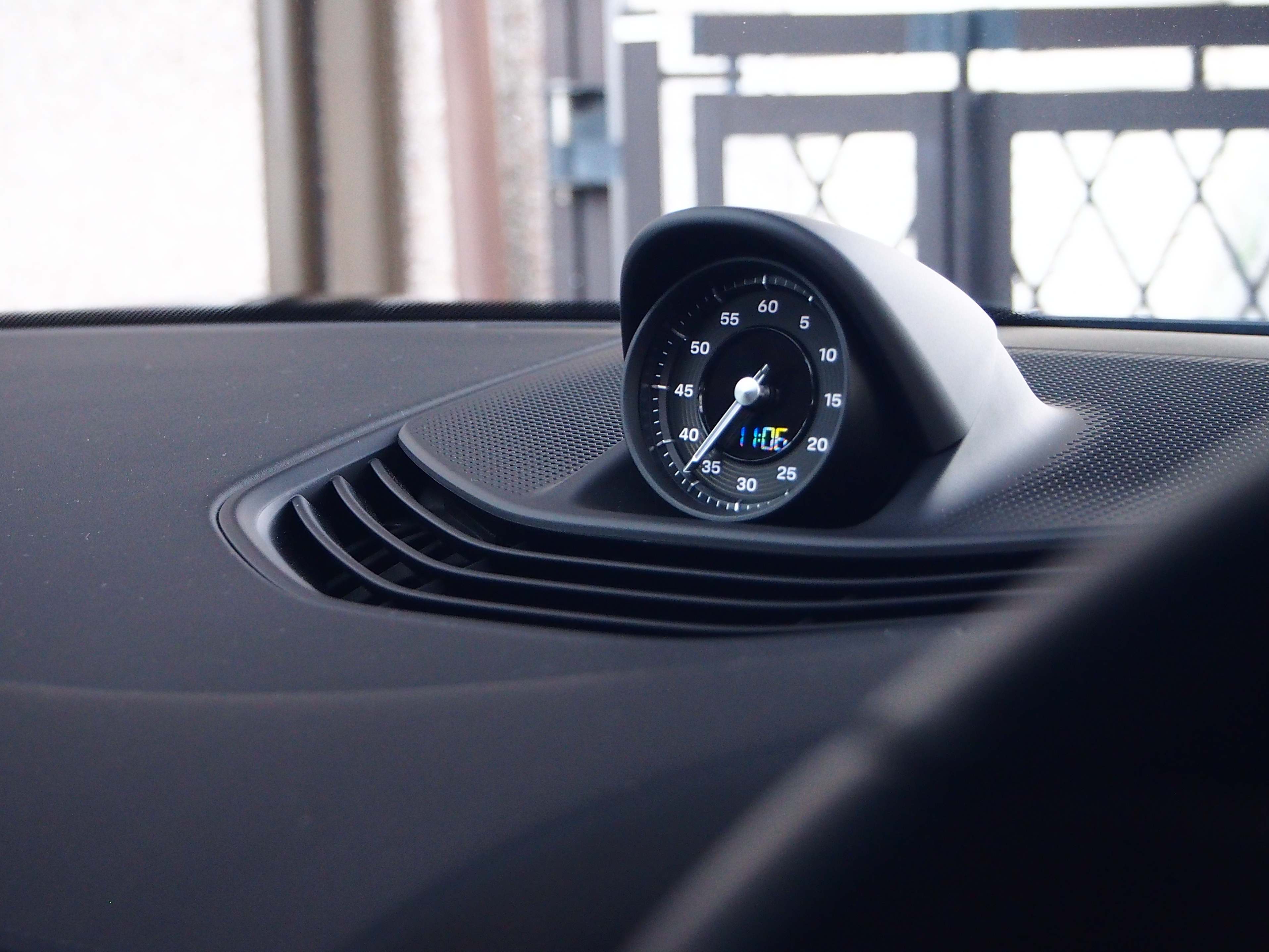 タイカン 2021/R03