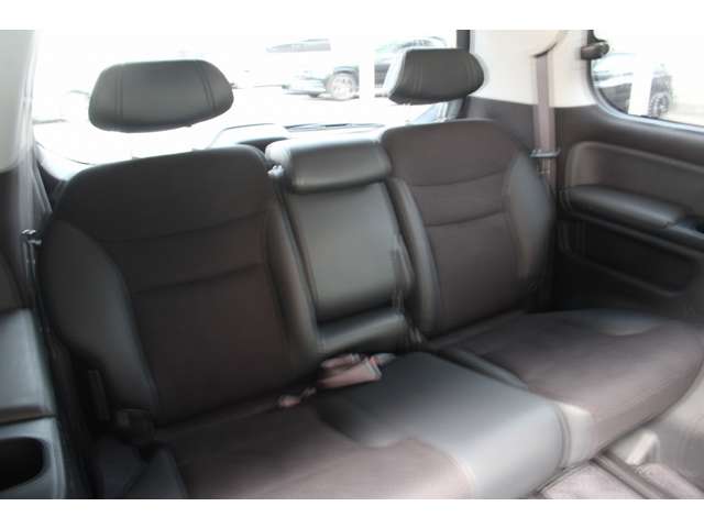 エリシオン 2011/H23