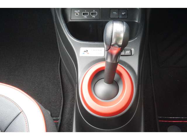 トゥインゴ 2019/R01