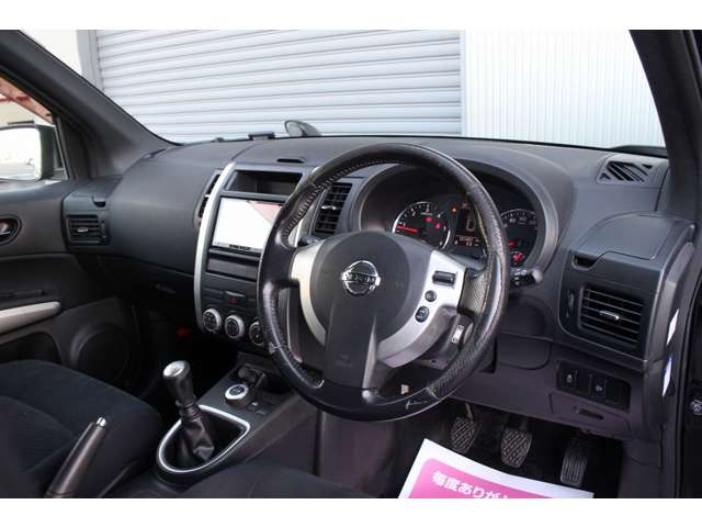 エクストレイル 2011/H23