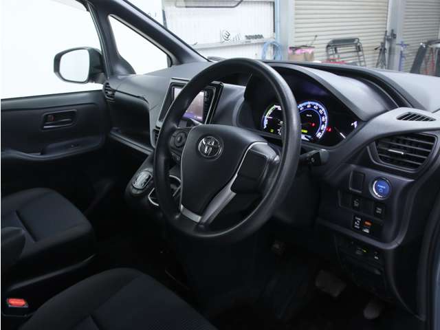 ヴォクシー 2014/H26