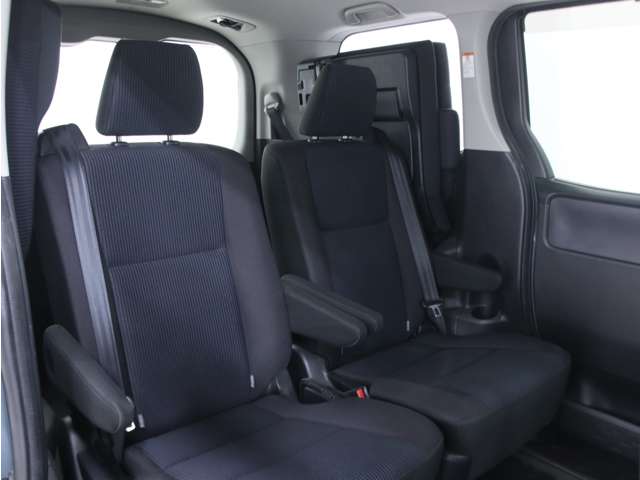 ヴォクシー 2014/H26