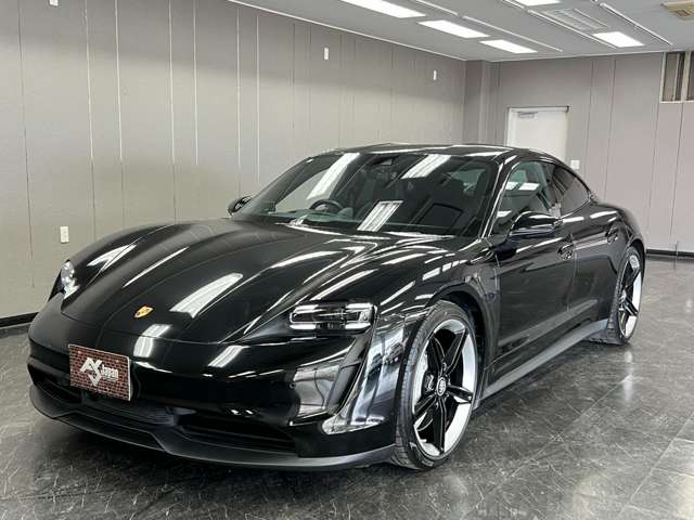 タイカン 2021/R03