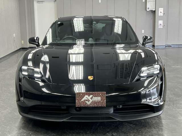 タイカン 2021/R03