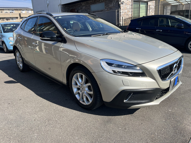 V40クロスカントリー 2017/H29