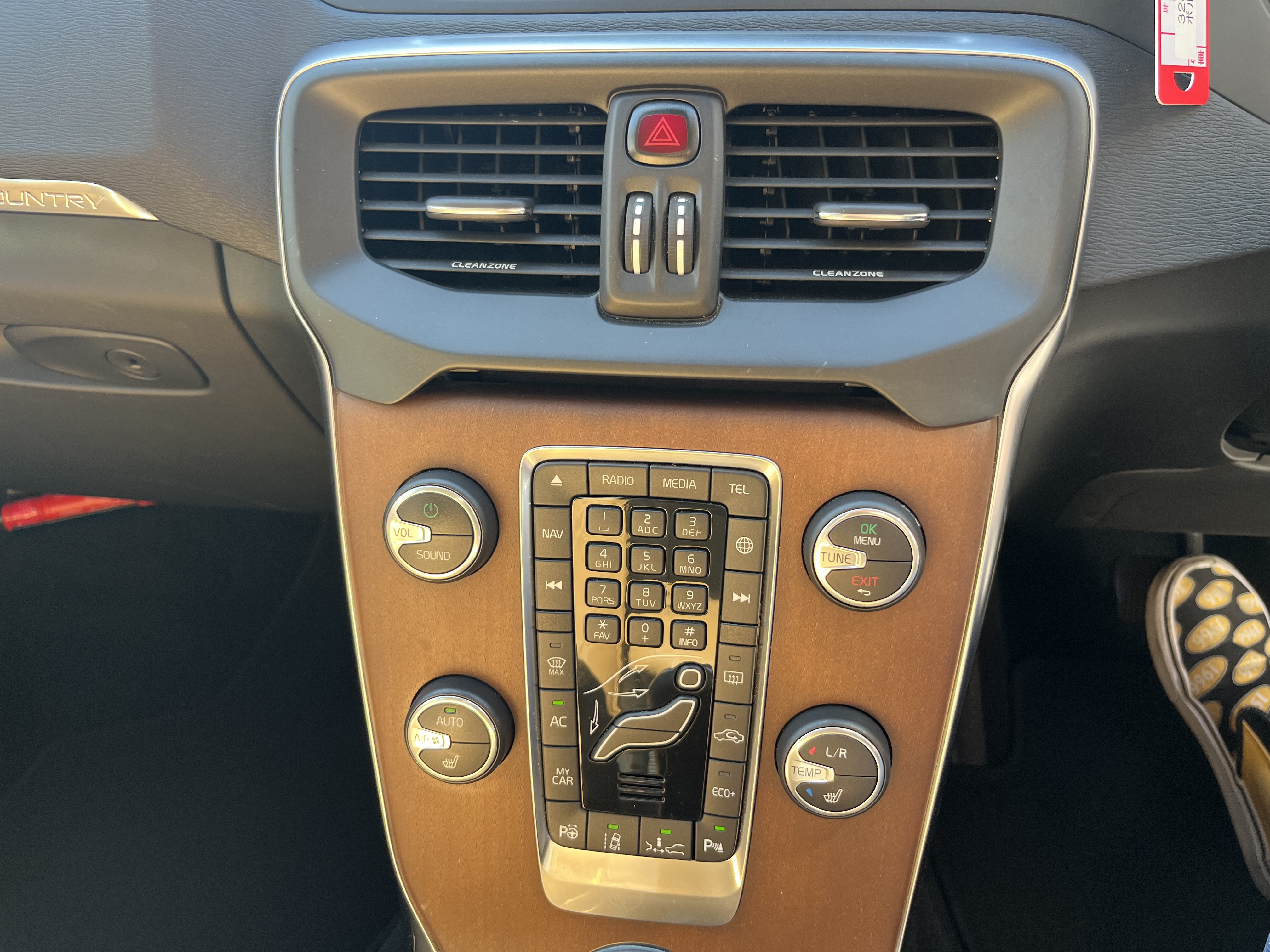 V40クロスカントリー 2017/H29