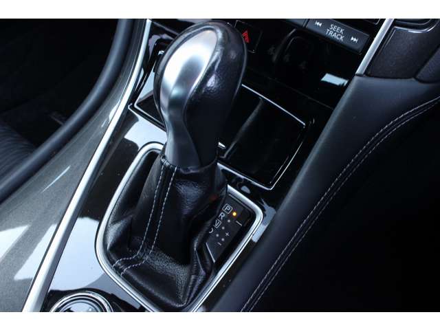 スカイライン 2014/H26