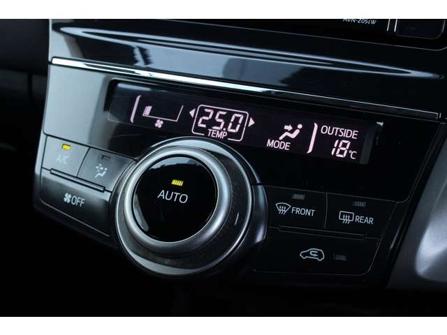 プリウスα 2015/H27