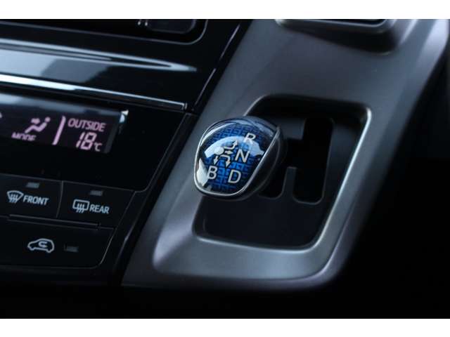 プリウスα 2015/H27