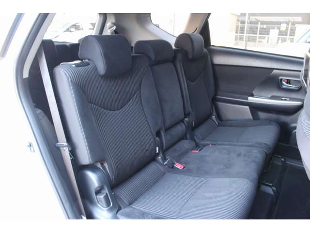 プリウスα 2015/H27