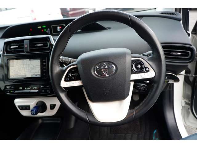 プリウス 2016/H28