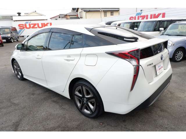 プリウス 2016/H28