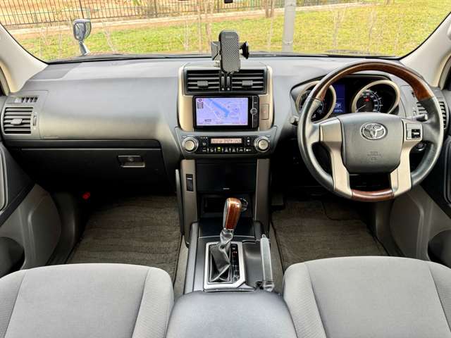 ランドクルーザープラド 2012/H24