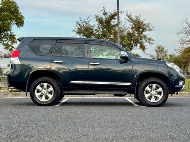 ランドクルーザープラド 2012/H24