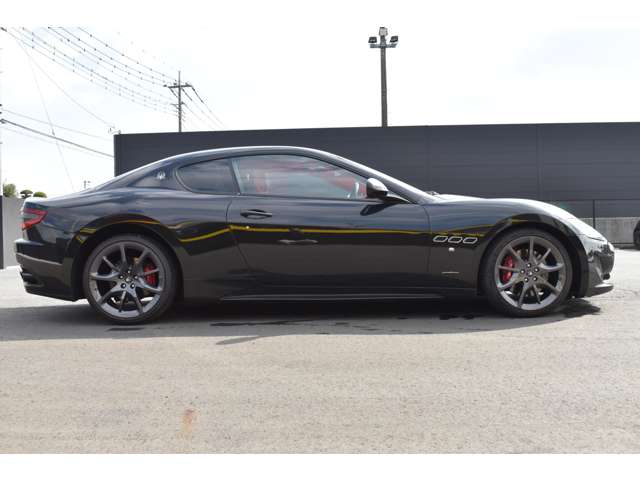 グラントゥーリズモ 2013/H25