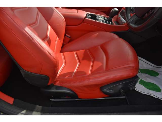 グラントゥーリズモ 2013/H25