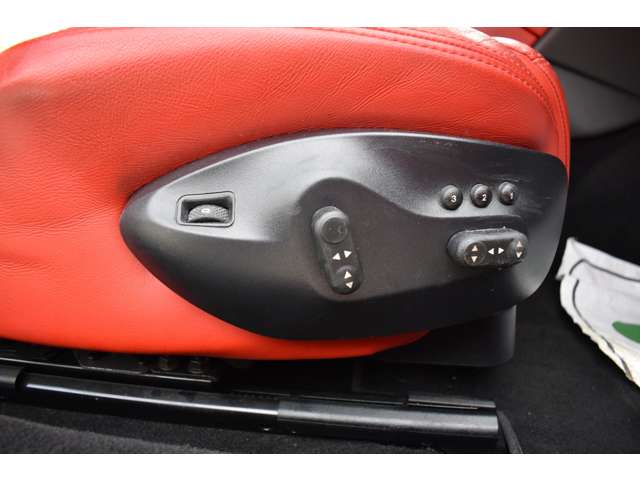 グラントゥーリズモ 2013/H25