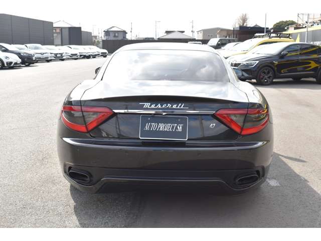 グラントゥーリズモ 2013/H25