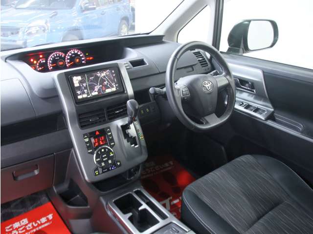 ヴォクシー 2012/H24