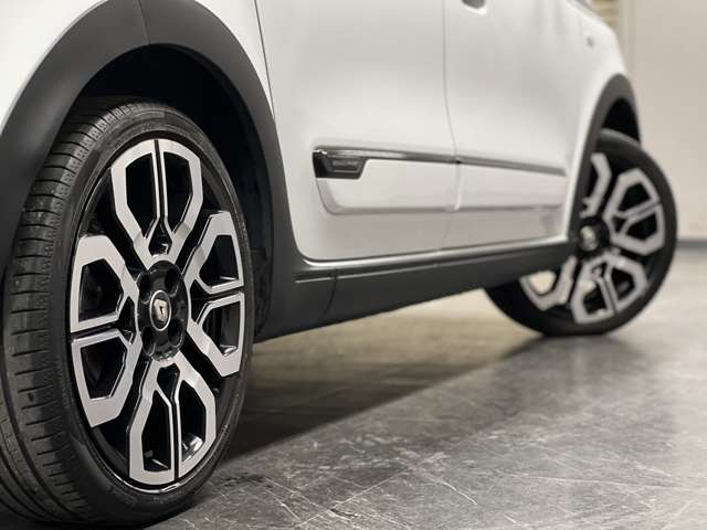 トゥインゴ 2018/H30