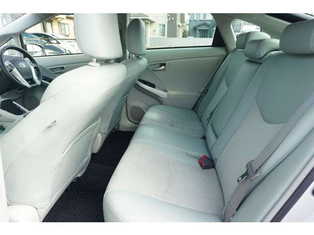 プリウス 2013/H25