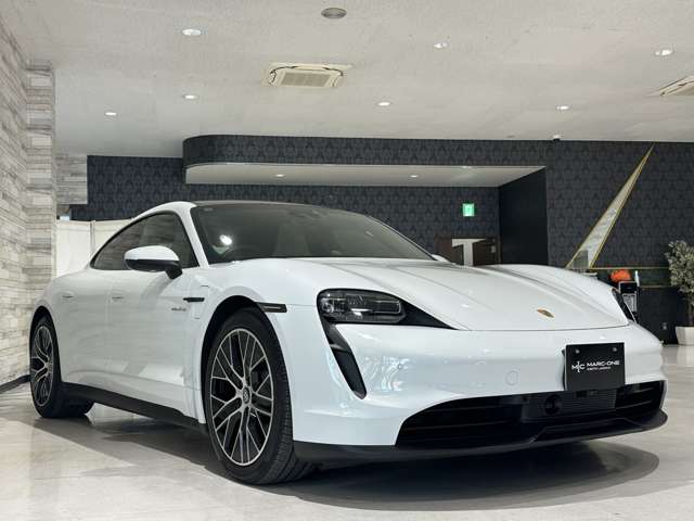 タイカン 2021/R03