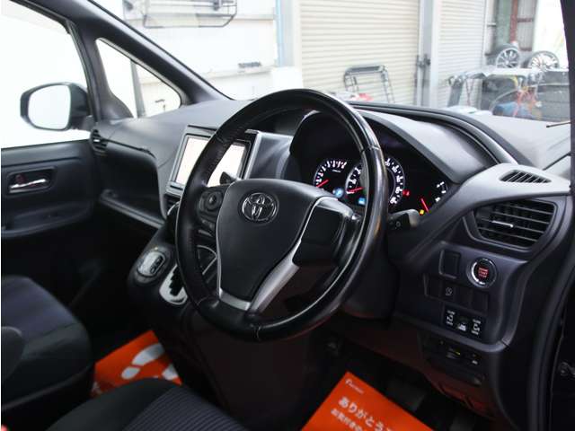 ヴォクシー 2015/H27