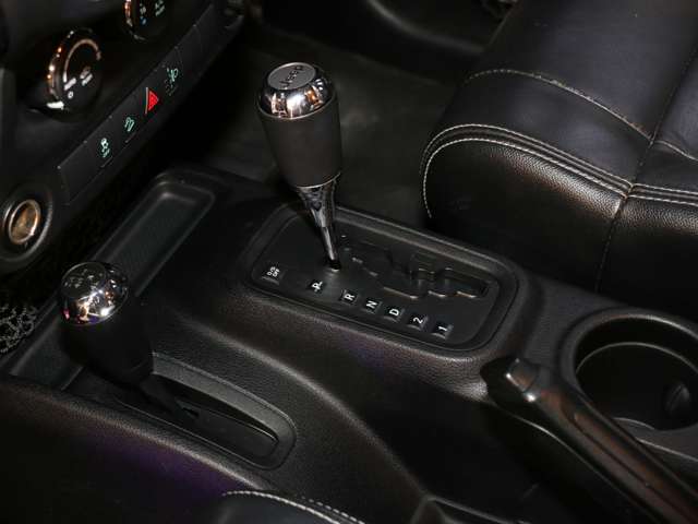 ラングラー 2011/H23