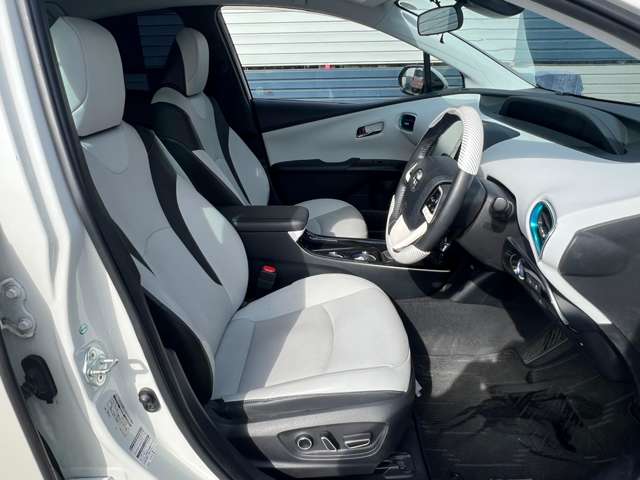 プリウスPHV 2018/H30