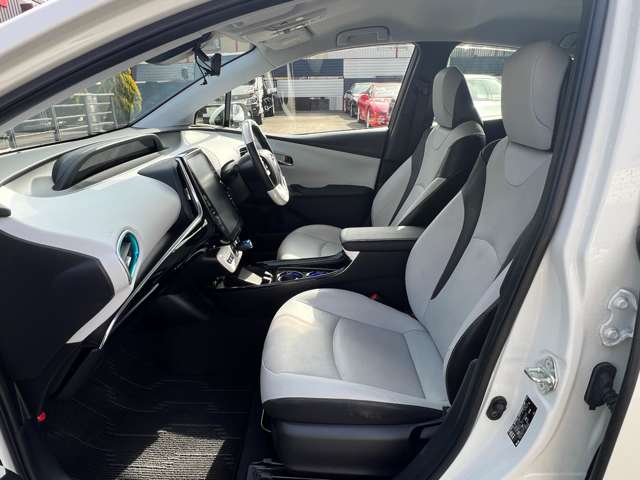 プリウスPHV 2018/H30