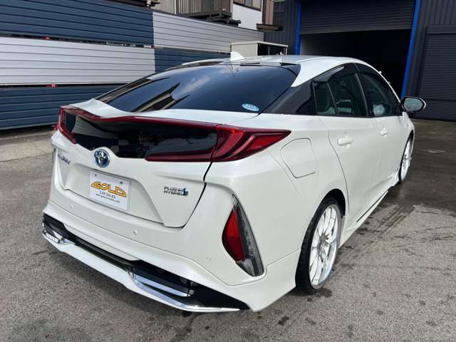 プリウスPHV 2018/H30