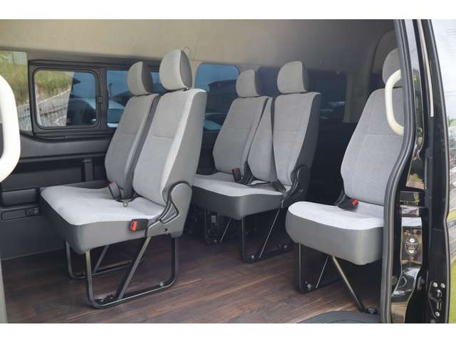 ハイエースコミューター 2020/R02