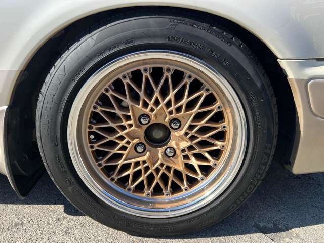 ローレル 1989/H01