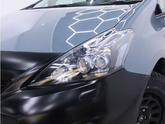 プリウスα 2011/H23